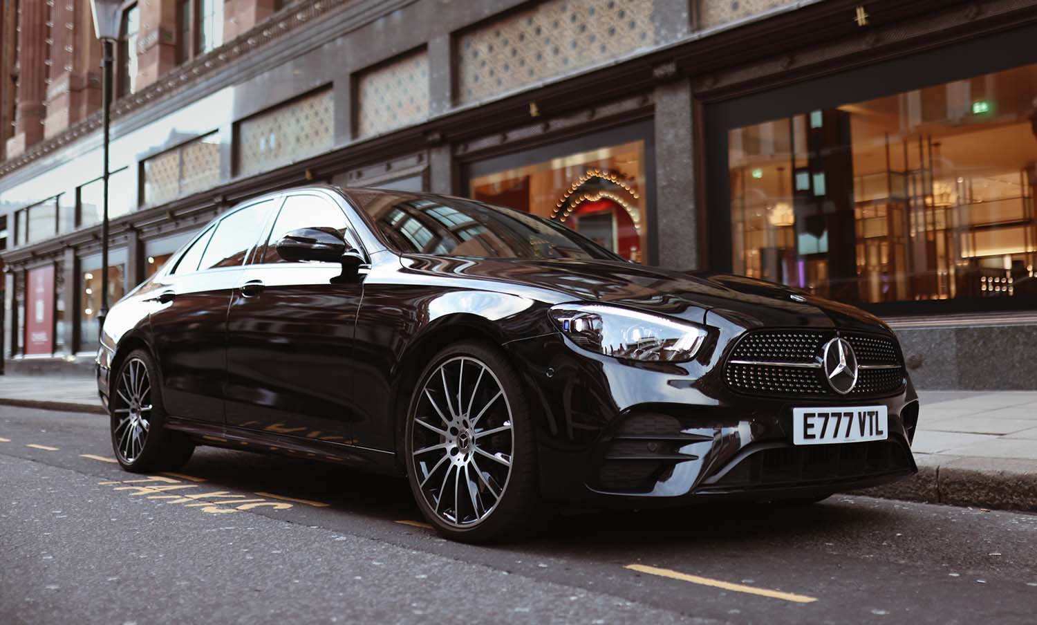 Mercedes-Benz e class в Лондоне